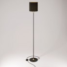 MAG-Y floor lamp with round metal base and Cilindro M shade